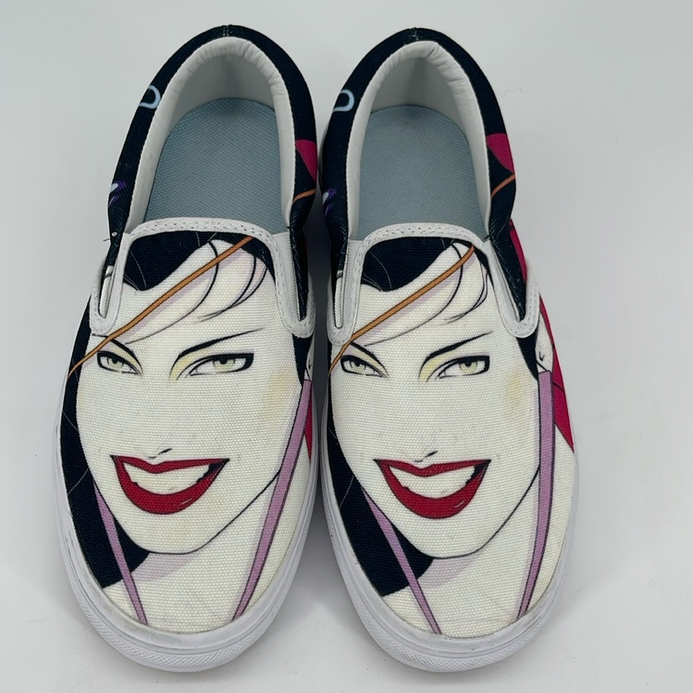 Three In Celebrity Slip On Shoes WoMen Size 7